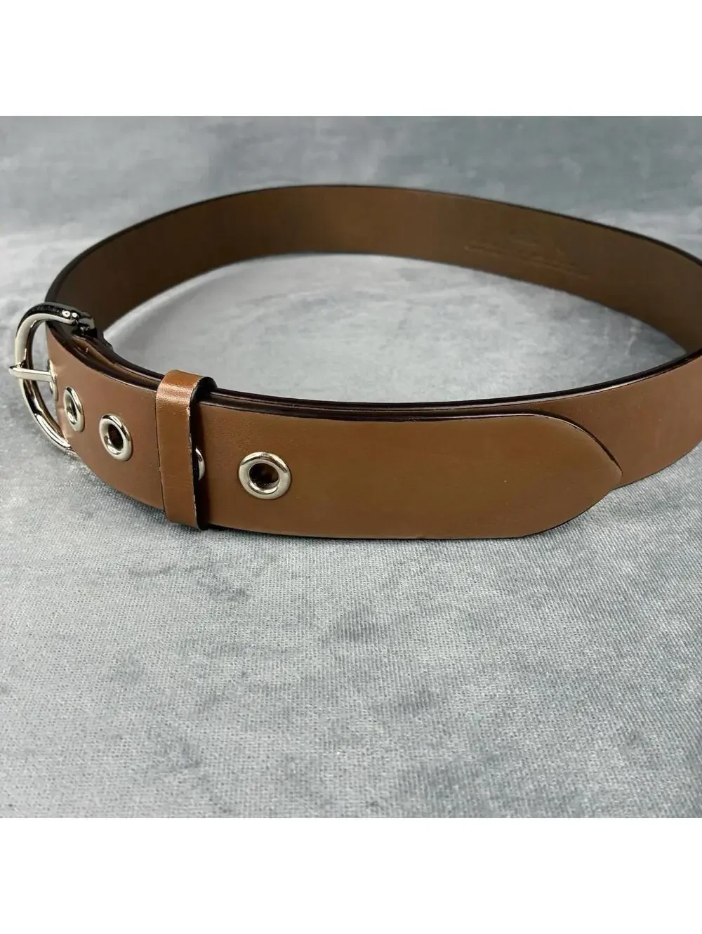 Coach Brown Leather Belt Medium M Fits 35 Silver Tone Buckle Classic - Picture 3 of 14